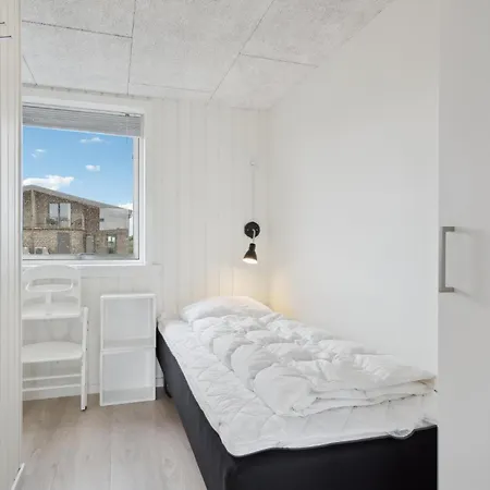 Ferienhaus Two-bedroom Ringkobing 04 *