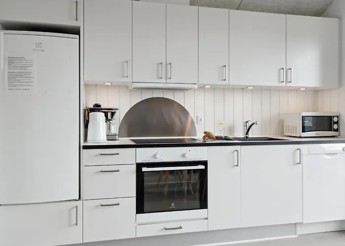 Two-bedroom 04 *